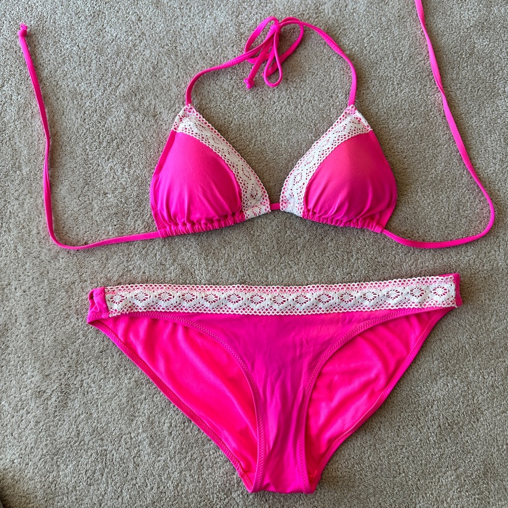Atmosphere bikini